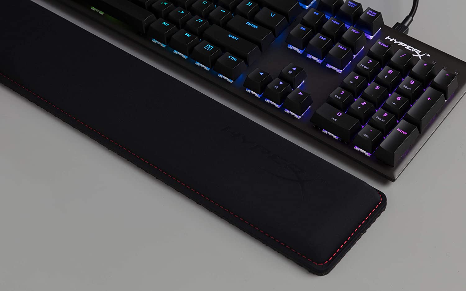 משטח לזרוע – HyperX Wrist Rest – Cooling Gel – Memory Foam